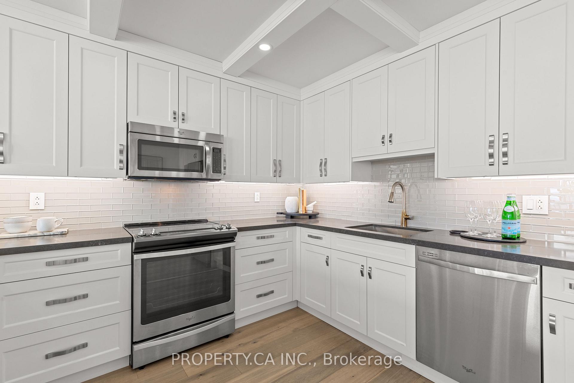 33 Harbour Square 2804