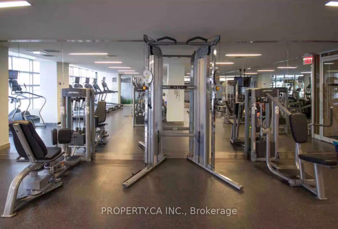 15 Iceboat Terrace 341