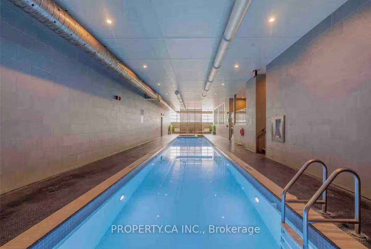 15 Iceboat Terrace 341