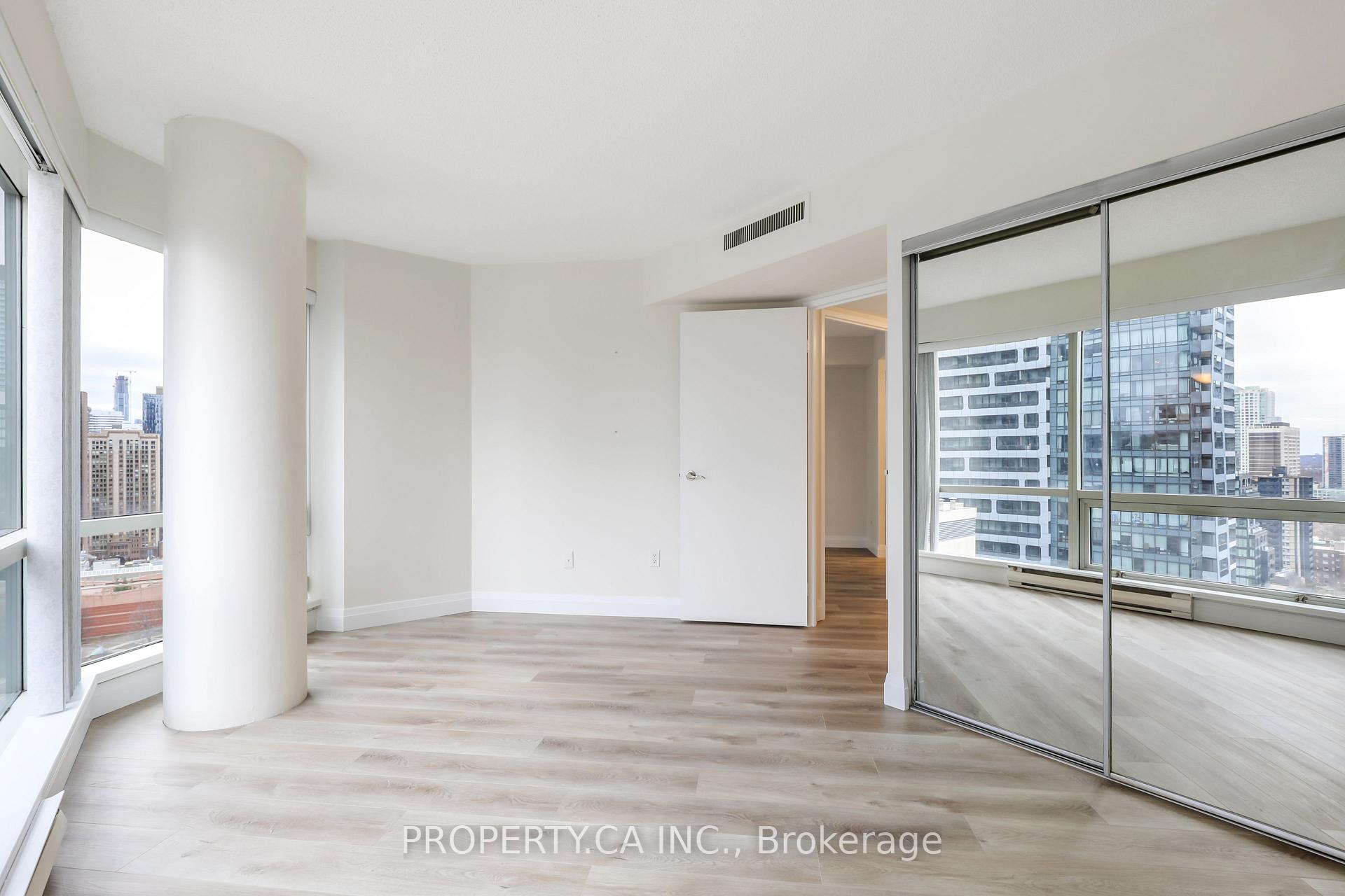 1001 Bay Street 2204
