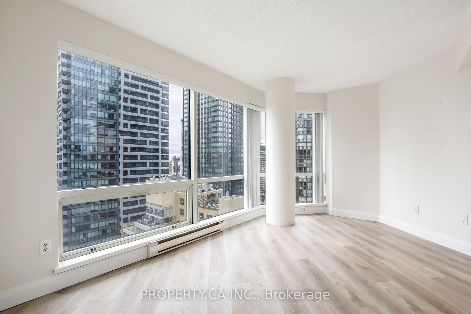 1001 Bay Street 2204