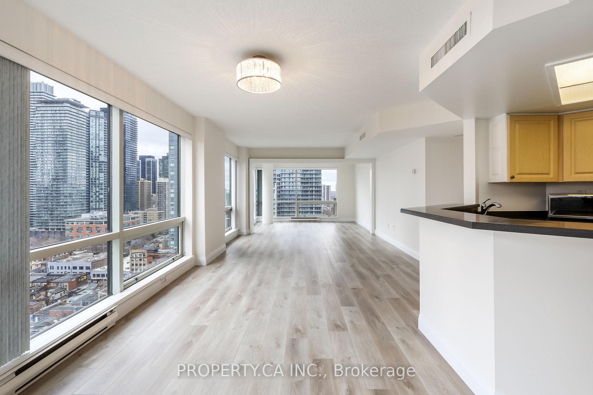 1001 Bay Street 2204