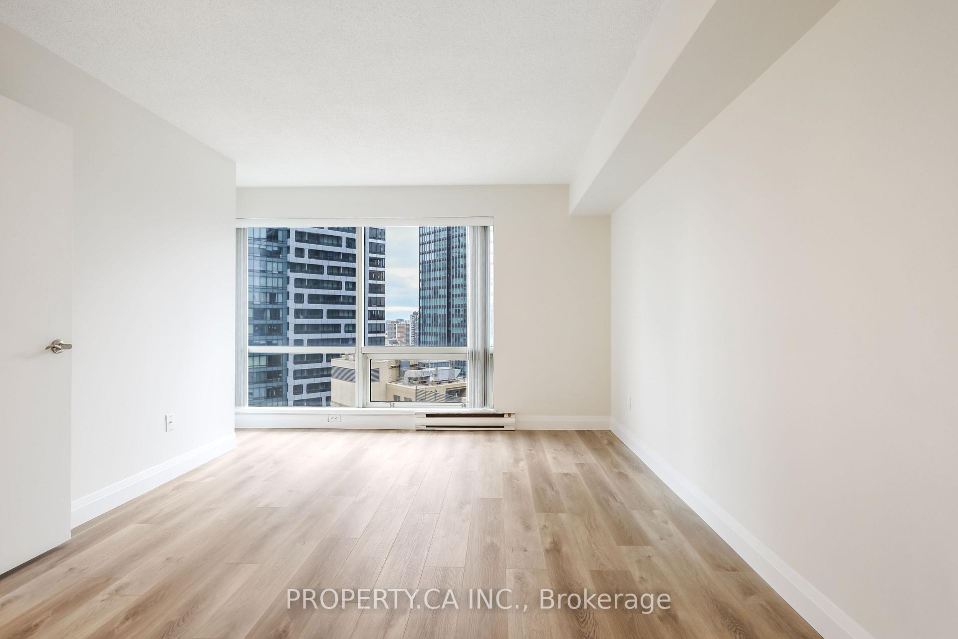 1001 Bay Street 2204