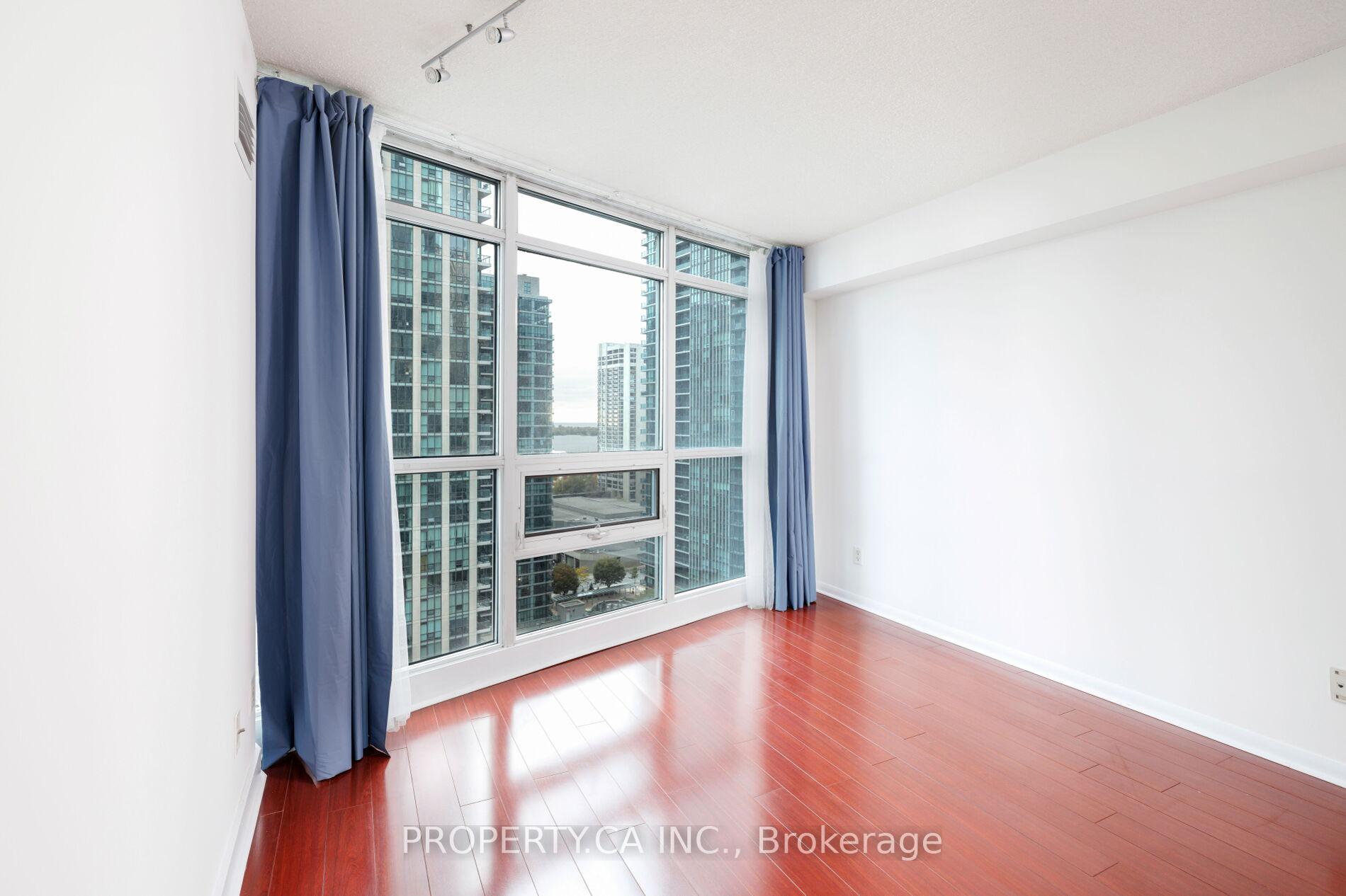 18 Yonge Street 2011