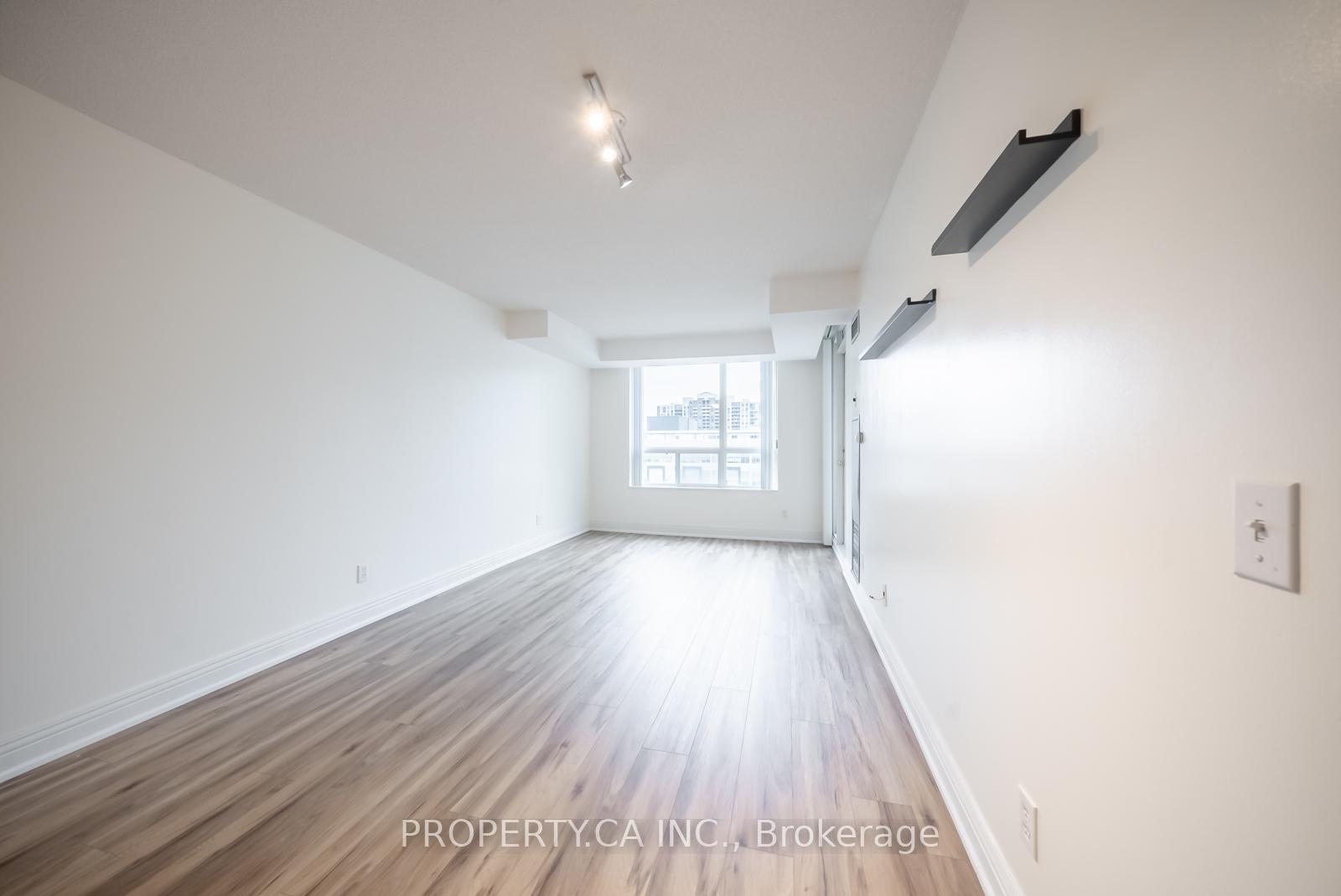 238 Doris Avenue 911