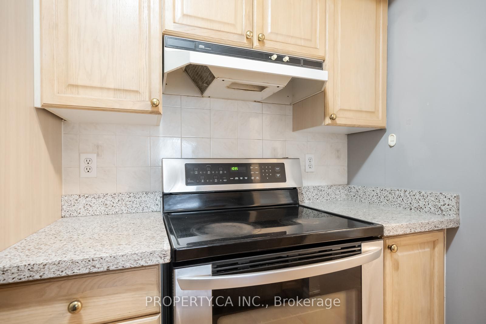 238 Doris Avenue 911