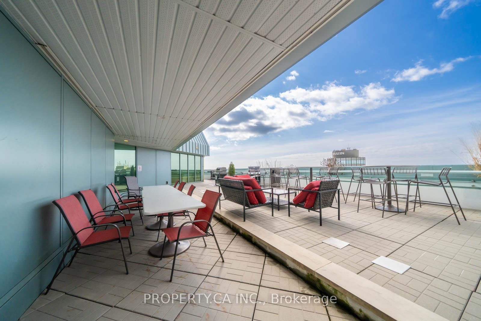 10 Yonge Street 1209