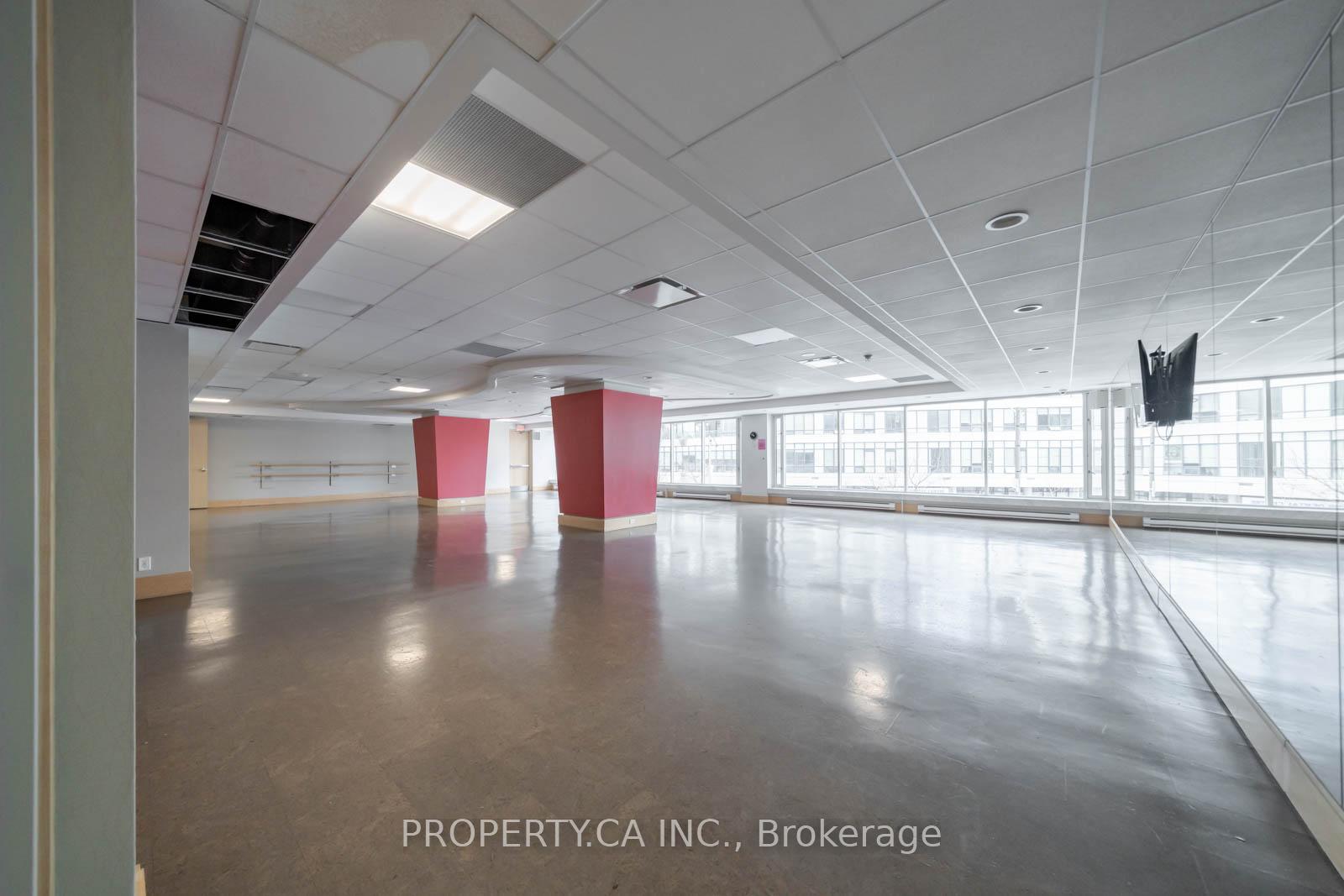 10 Yonge Street 1209