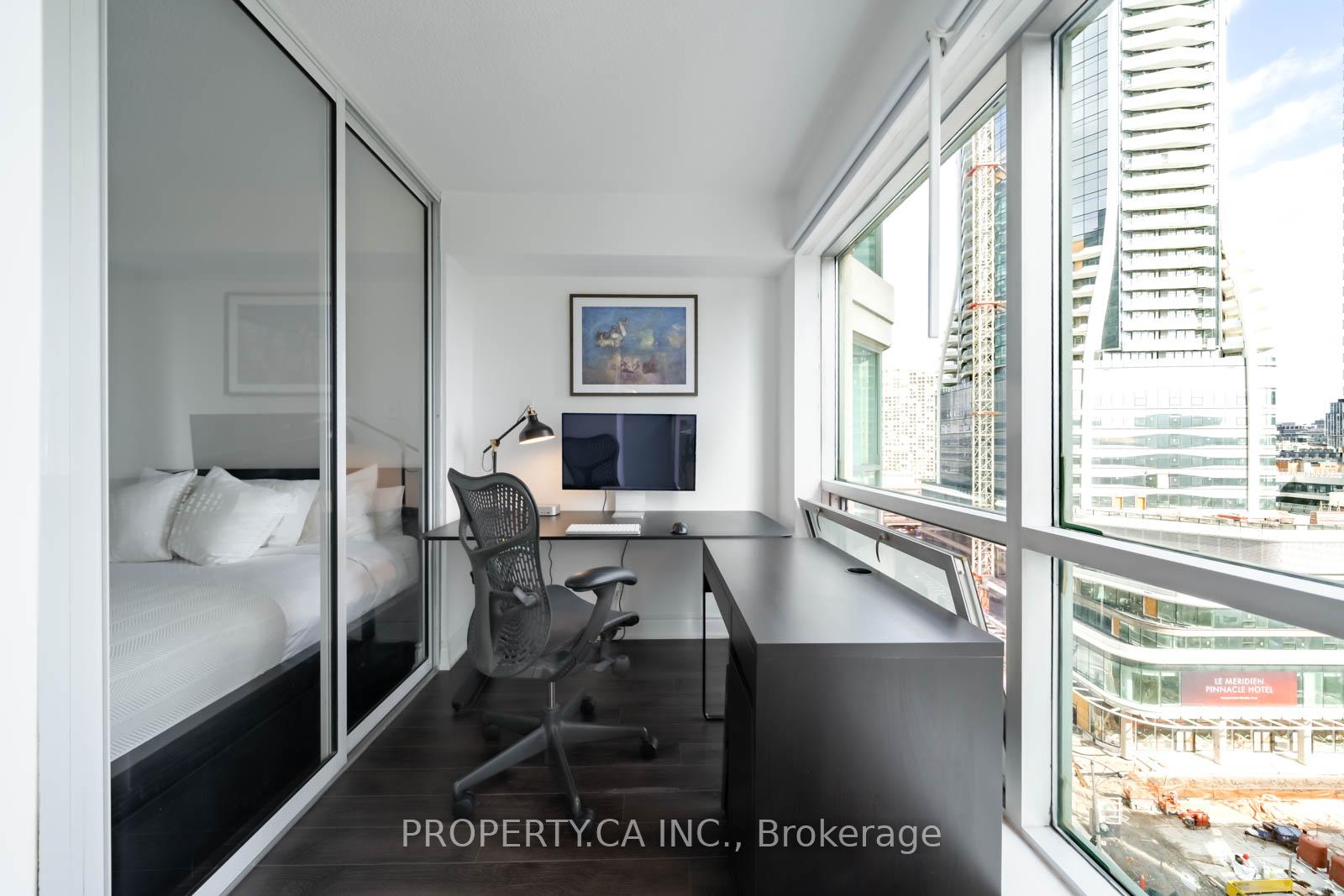 10 Yonge Street 1209
