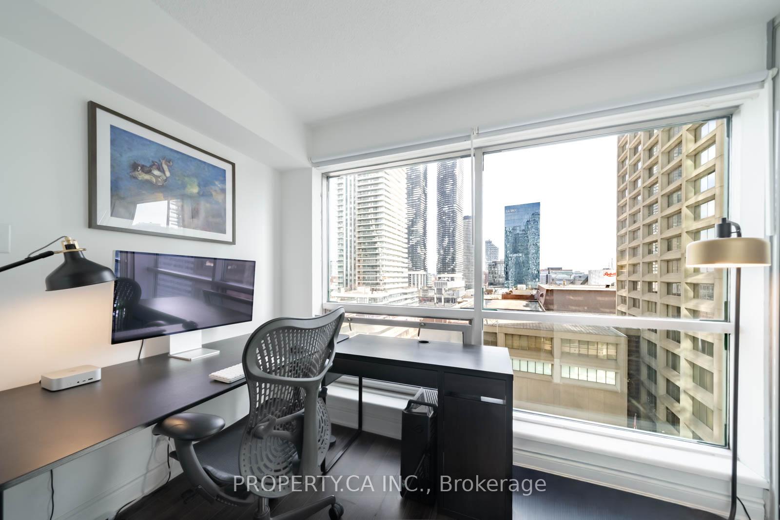 10 Yonge Street 1209