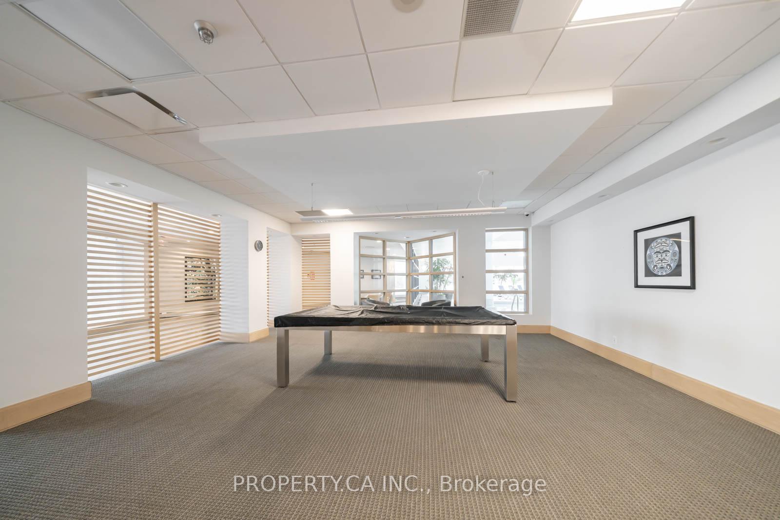 10 Yonge Street 1209
