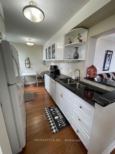 5 Old Sheppard Avenue 1003