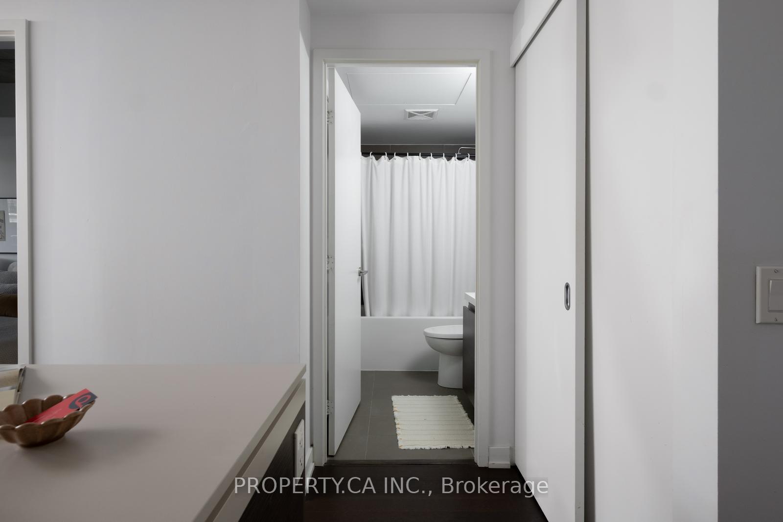 1030 King Street W 344