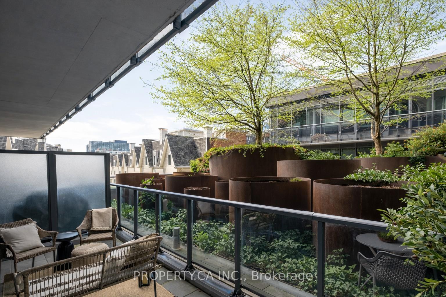 1030 King Street W 344