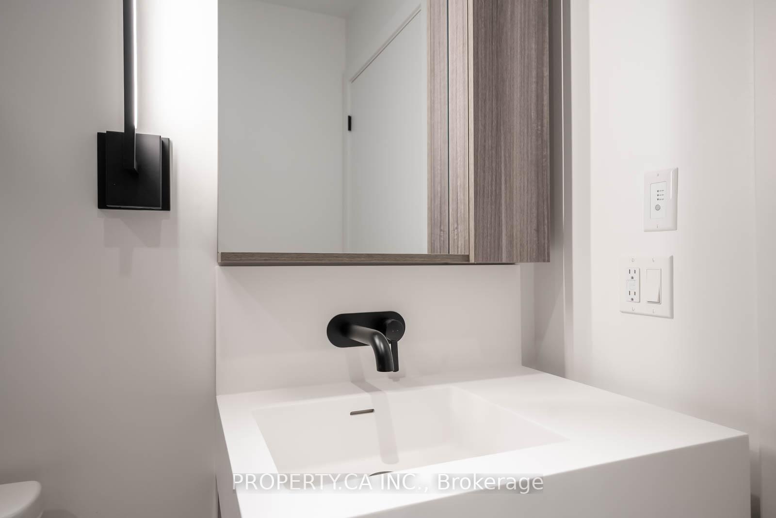 127 Broadway Avenue 3409