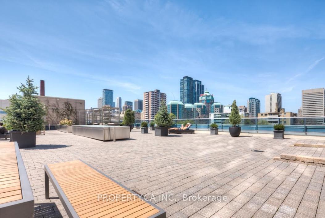 500 Sherbourne Street 2202
