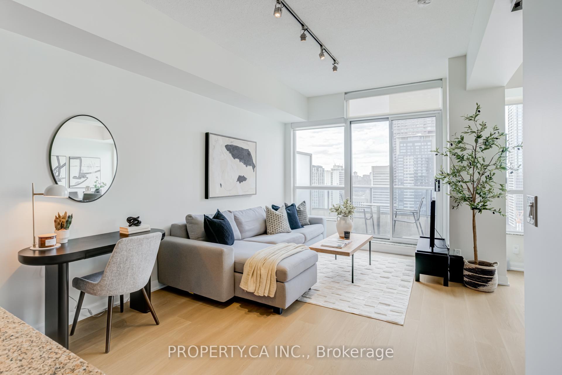 500 Sherbourne Street 2202