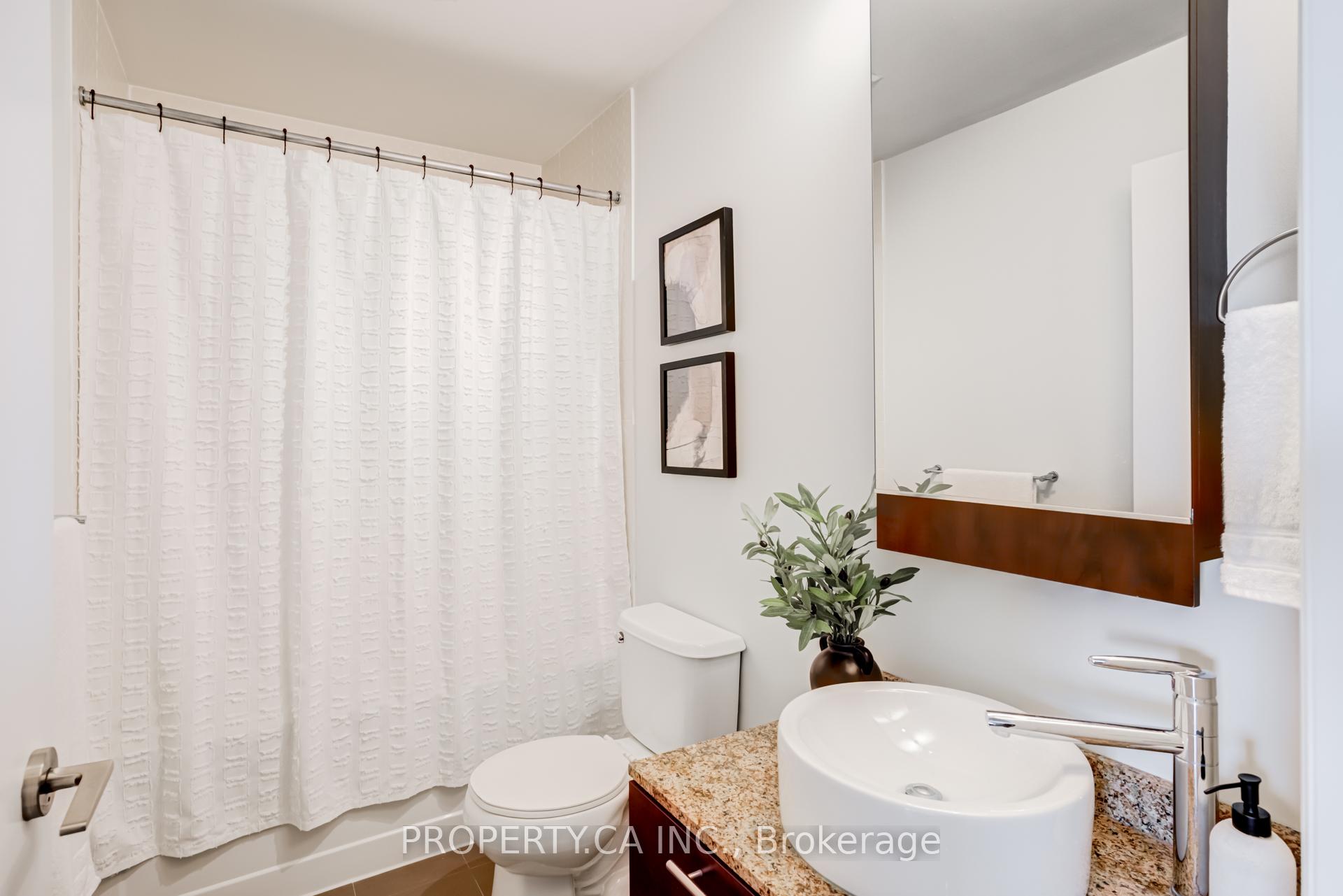500 Sherbourne Street 2202