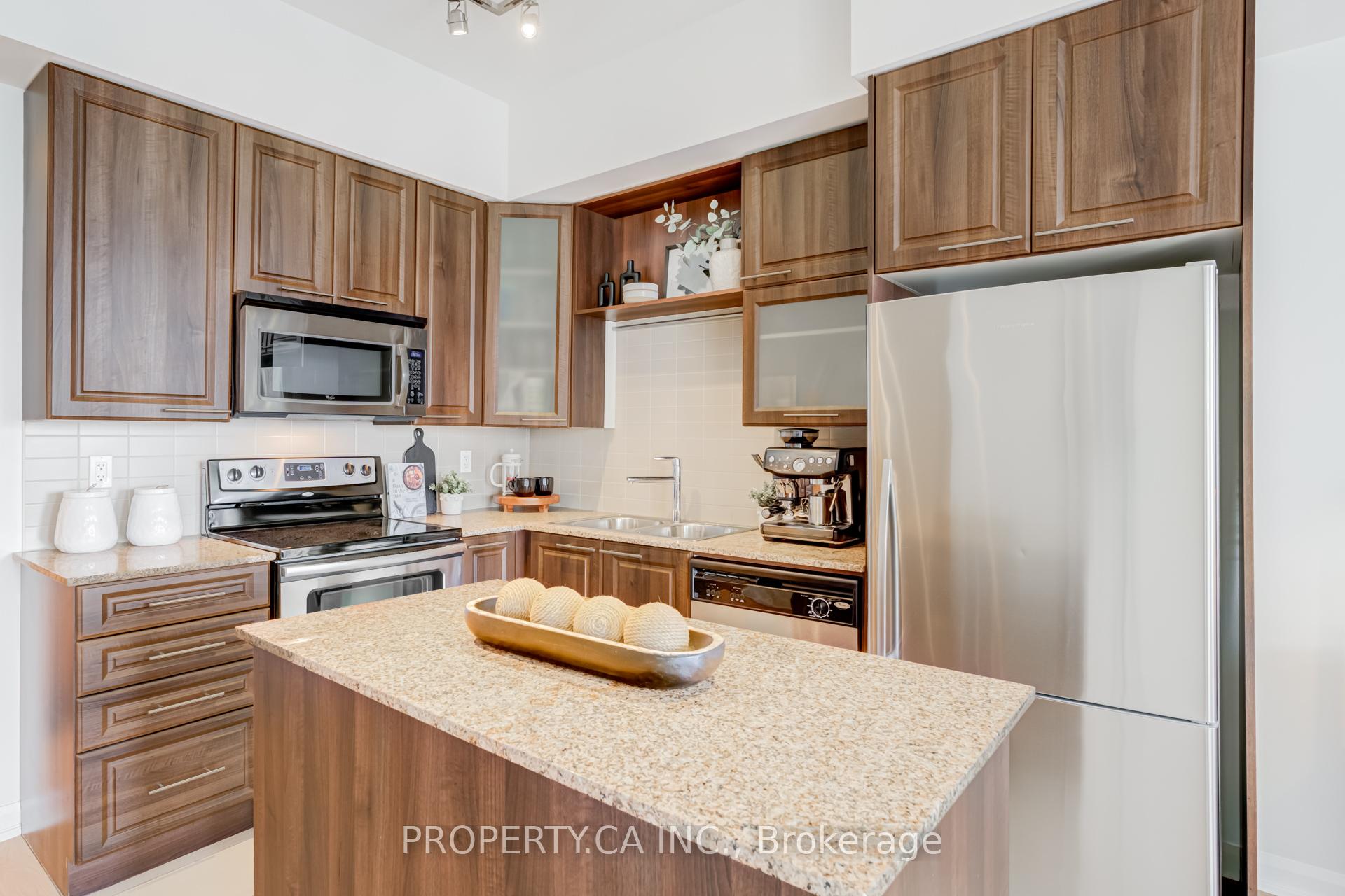 500 Sherbourne Street 2202