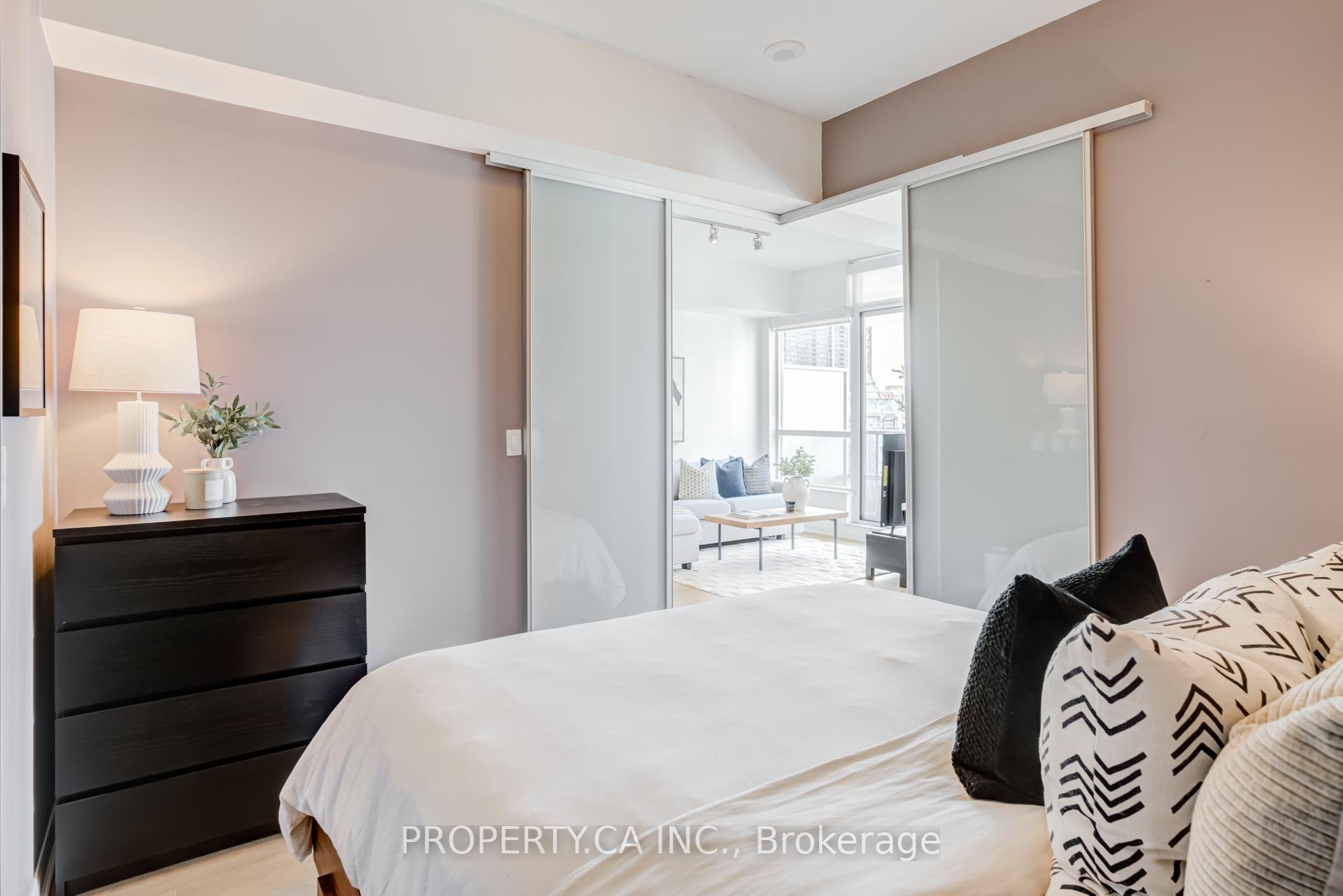 500 Sherbourne Street 2202