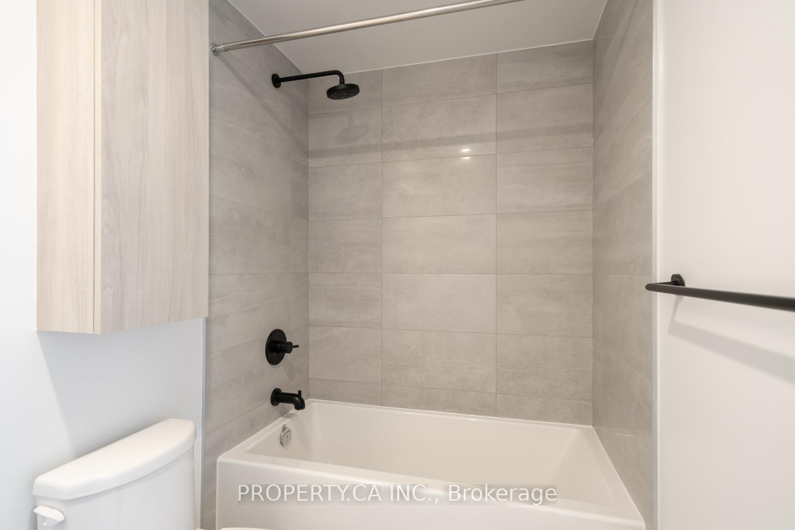 108 Peter Street 3203