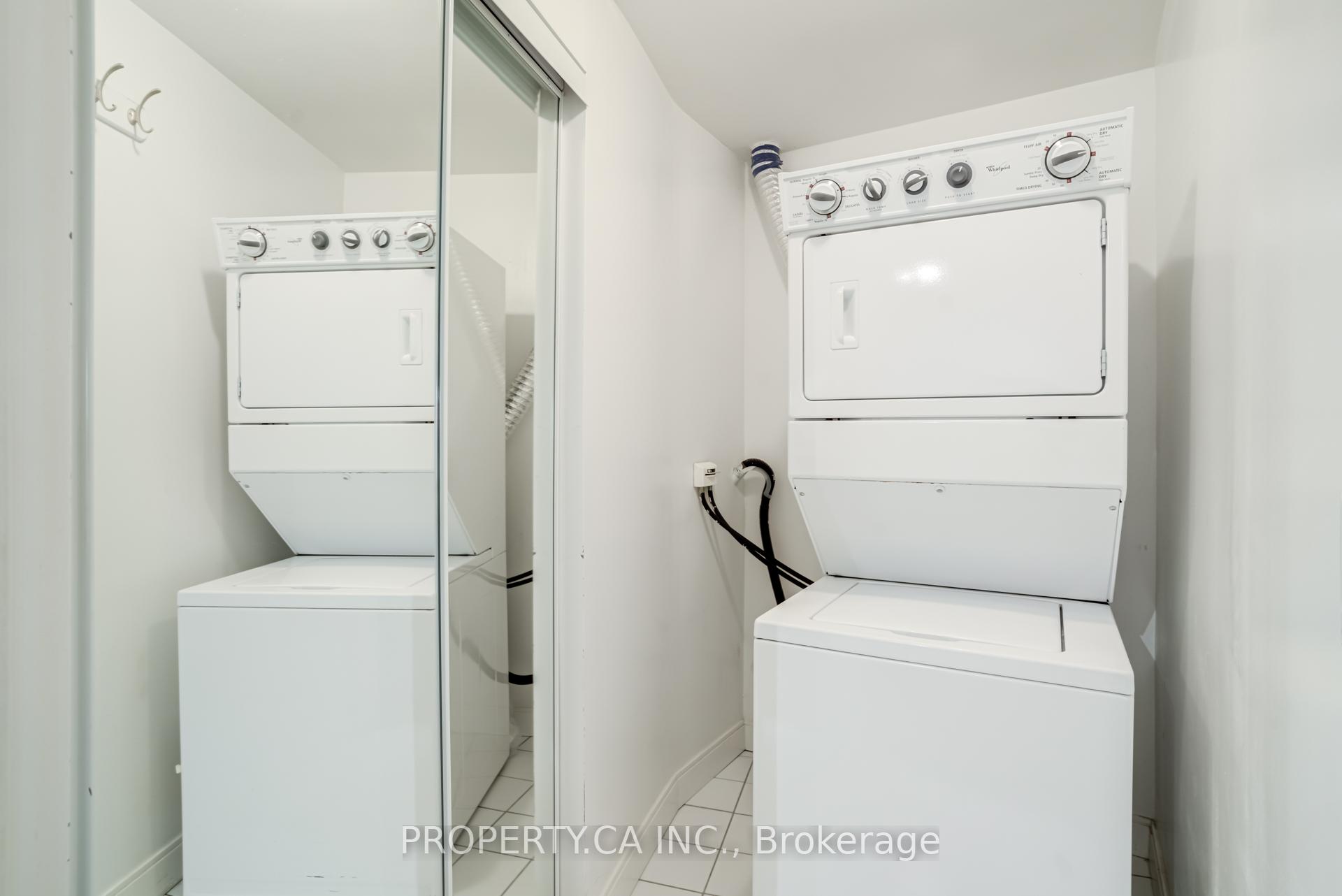1 Scott Street 402