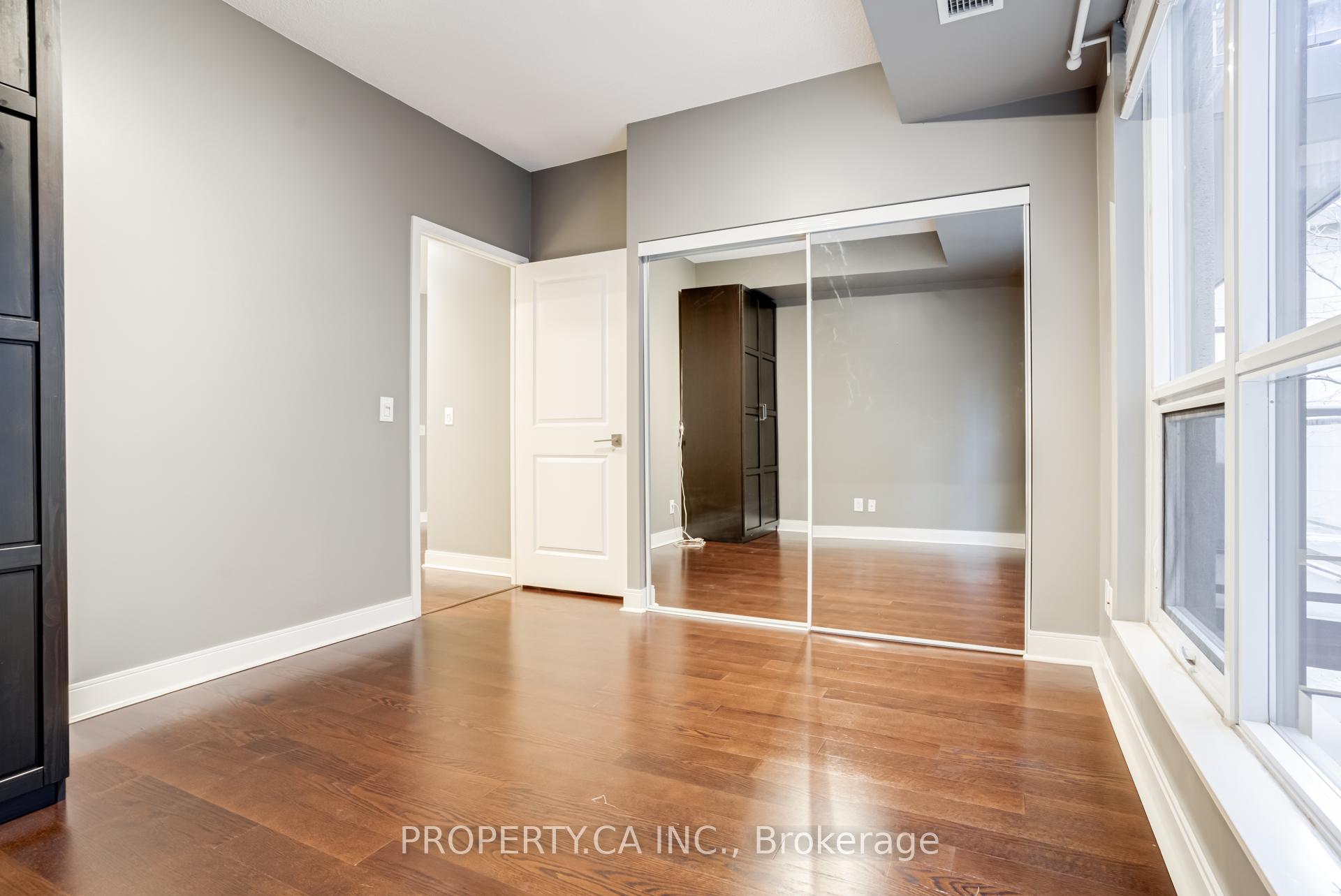 1 Scott Street 402