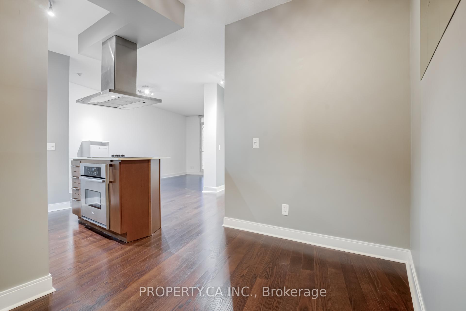 1 Scott Street 402