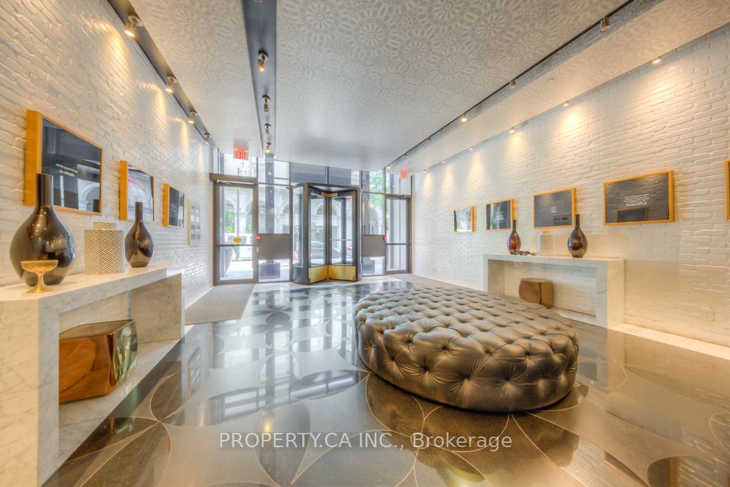 1 Scott Street 402