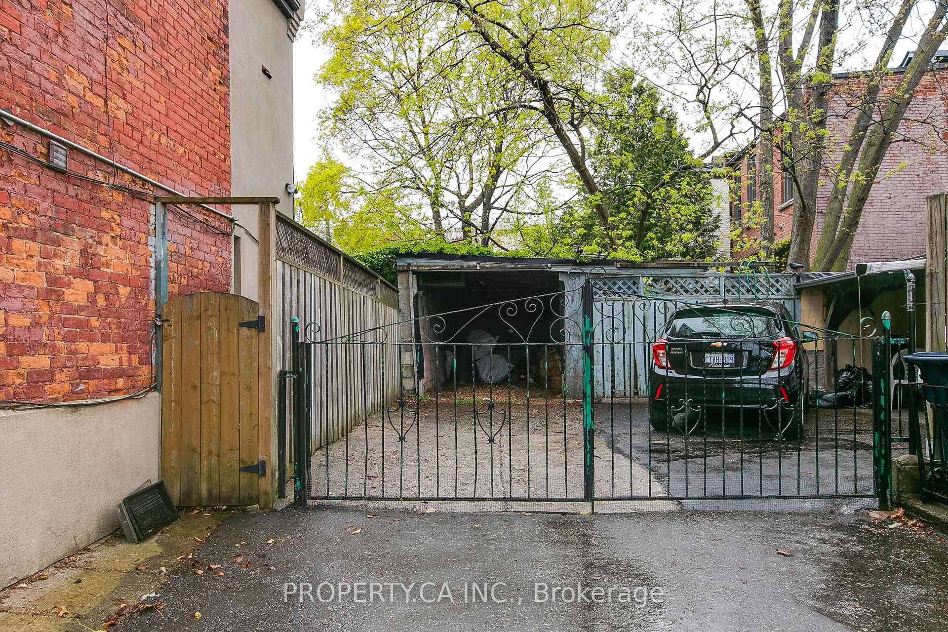 5 Mackenzie Crescent