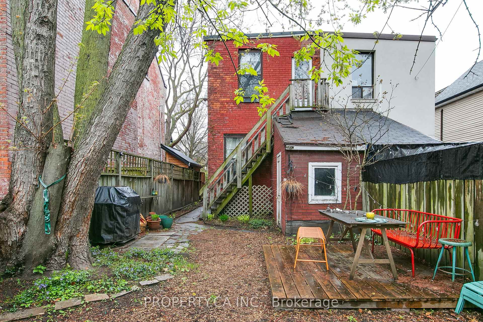 5 Mackenzie Crescent