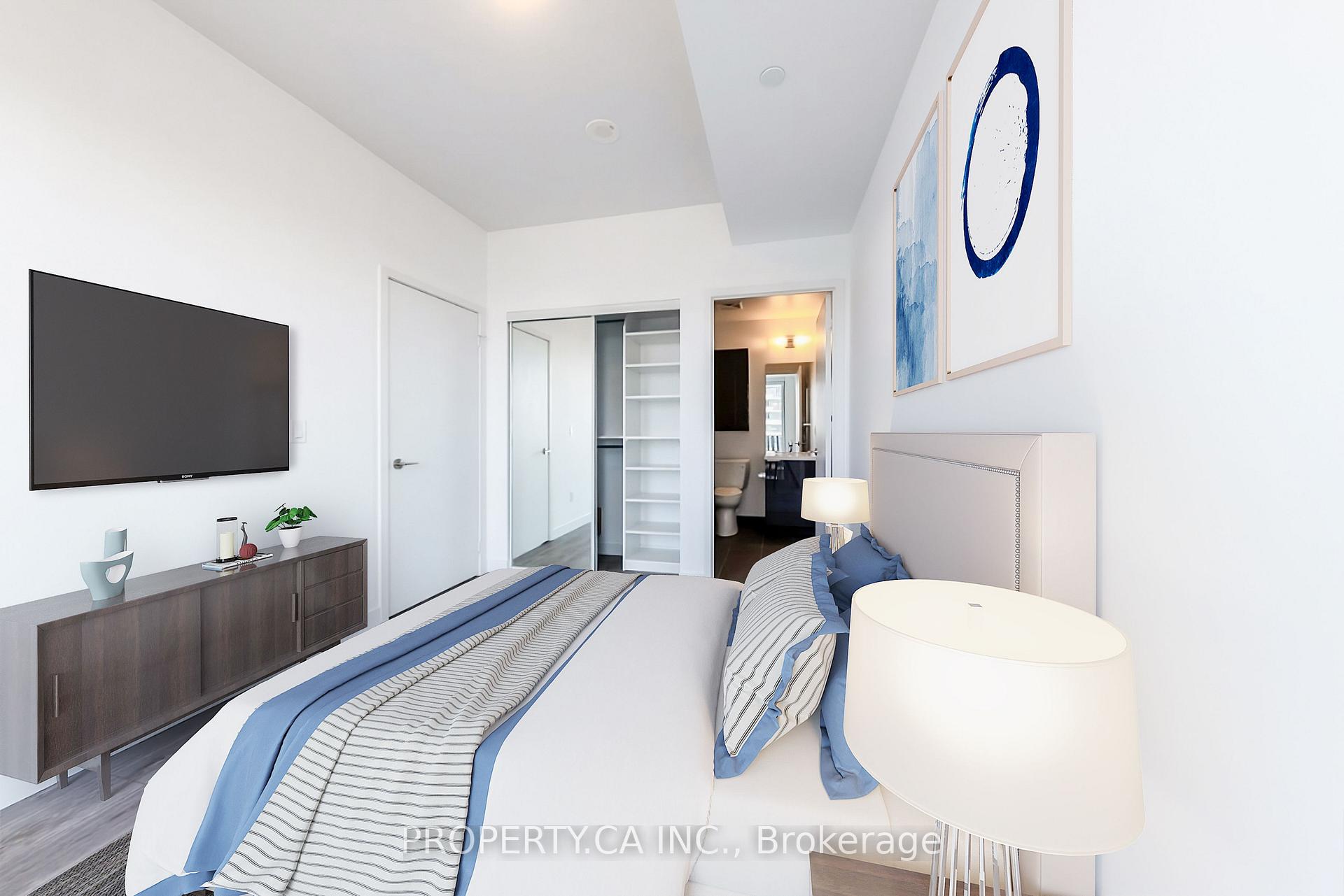 8 Eglinton Avenue E 1412