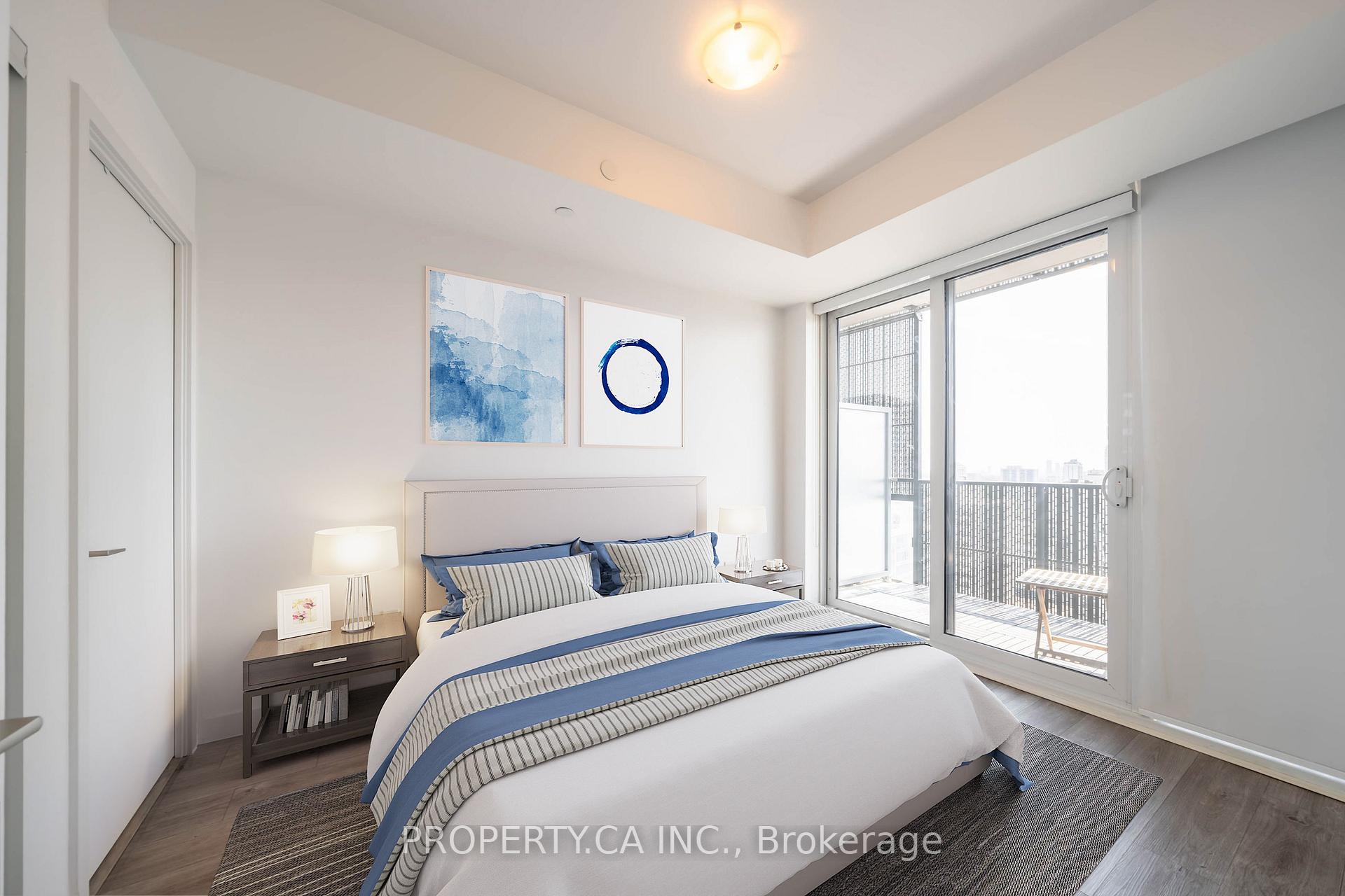 8 Eglinton Avenue E 1412