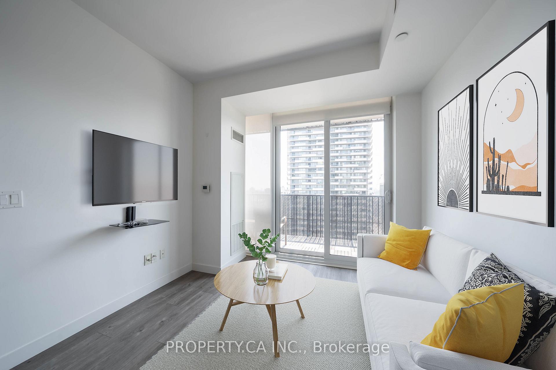 8 Eglinton Avenue E 1412