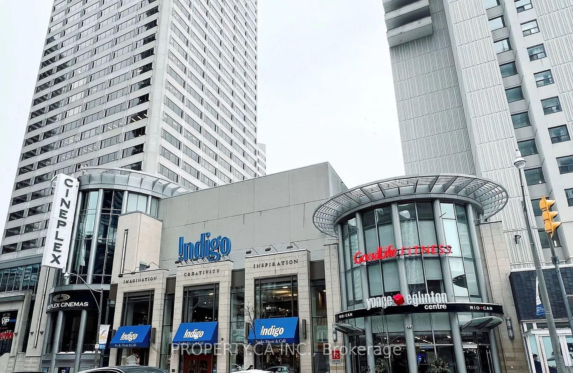 8 Eglinton Avenue E 1412
