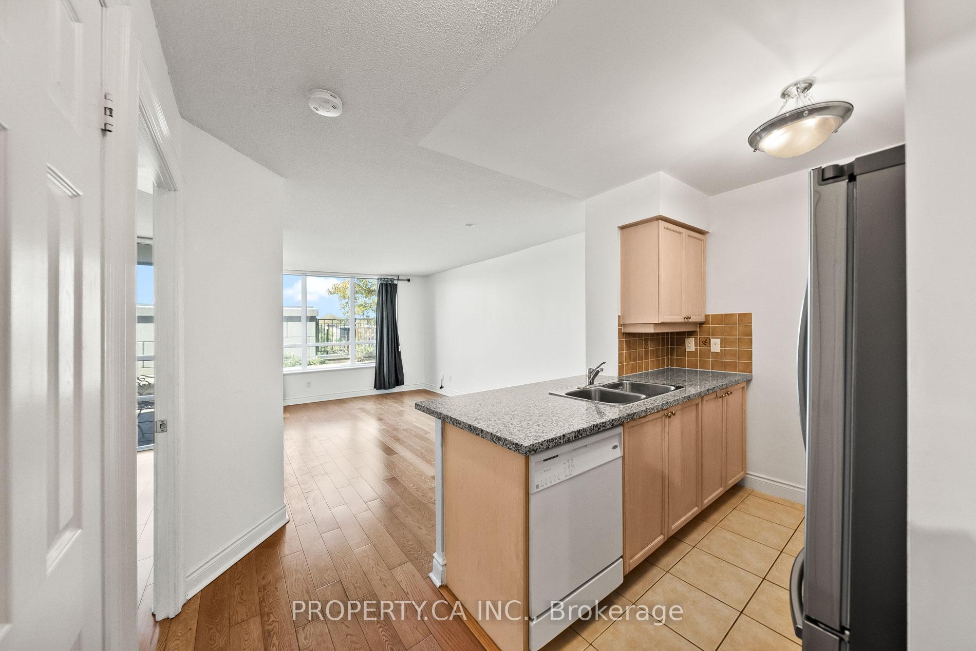 15 Greenview Avenue 309