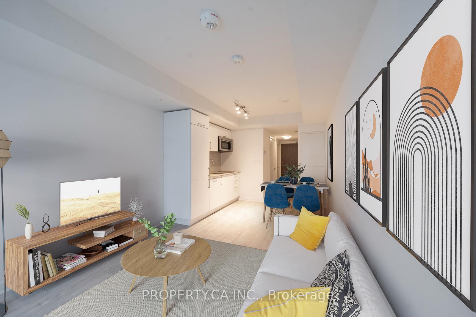 576 Front Street W 319E
