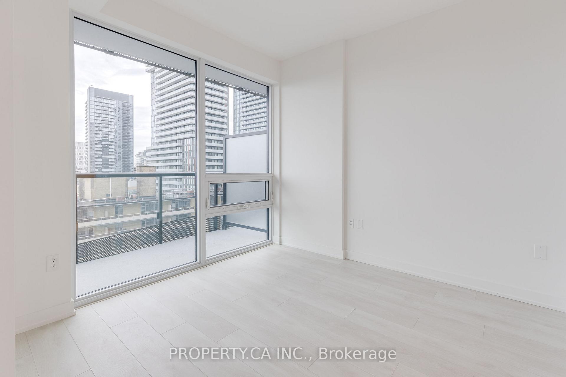 127 Broadway Avenue 1401