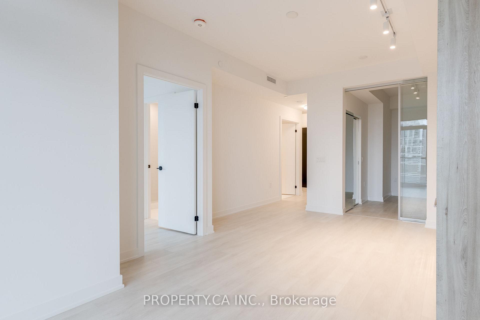 127 Broadway Avenue 1401