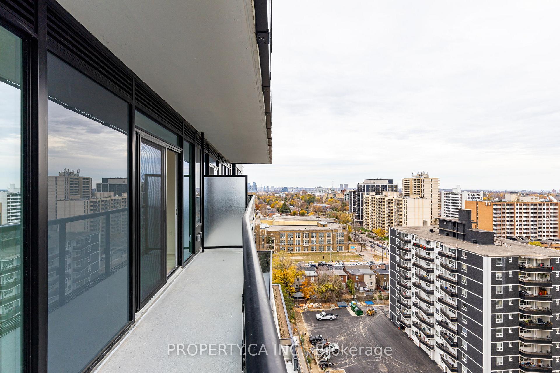 127 Broadway Avenue 1401