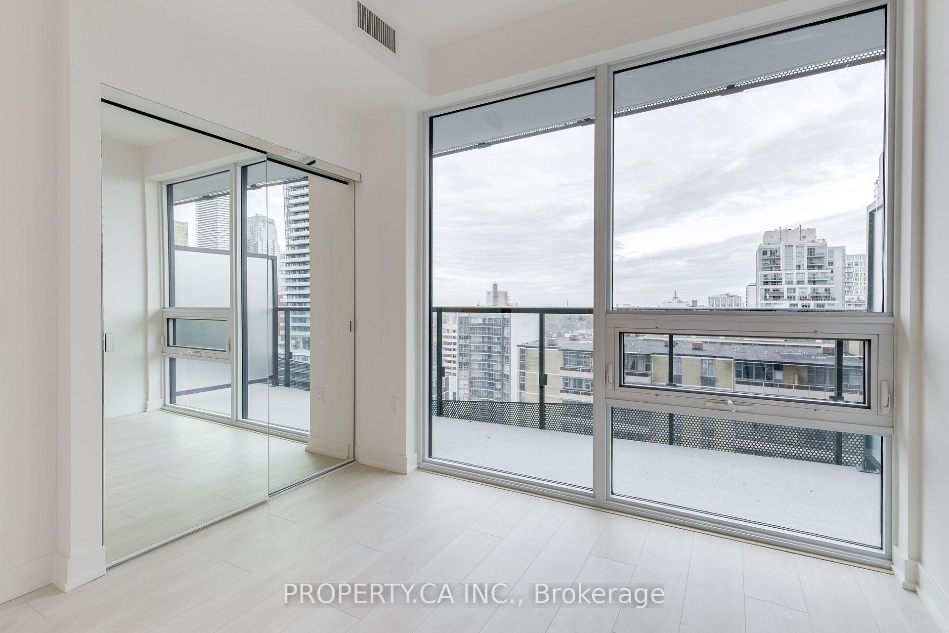 127 Broadway Avenue 1401