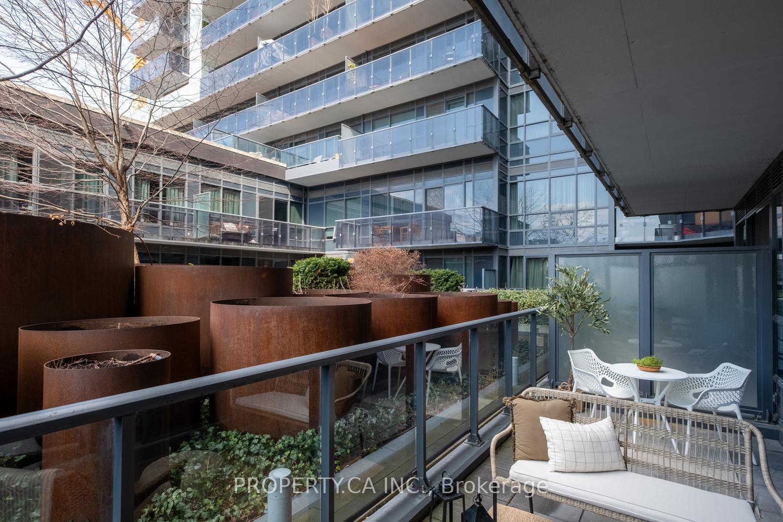 1030 King Street W 344