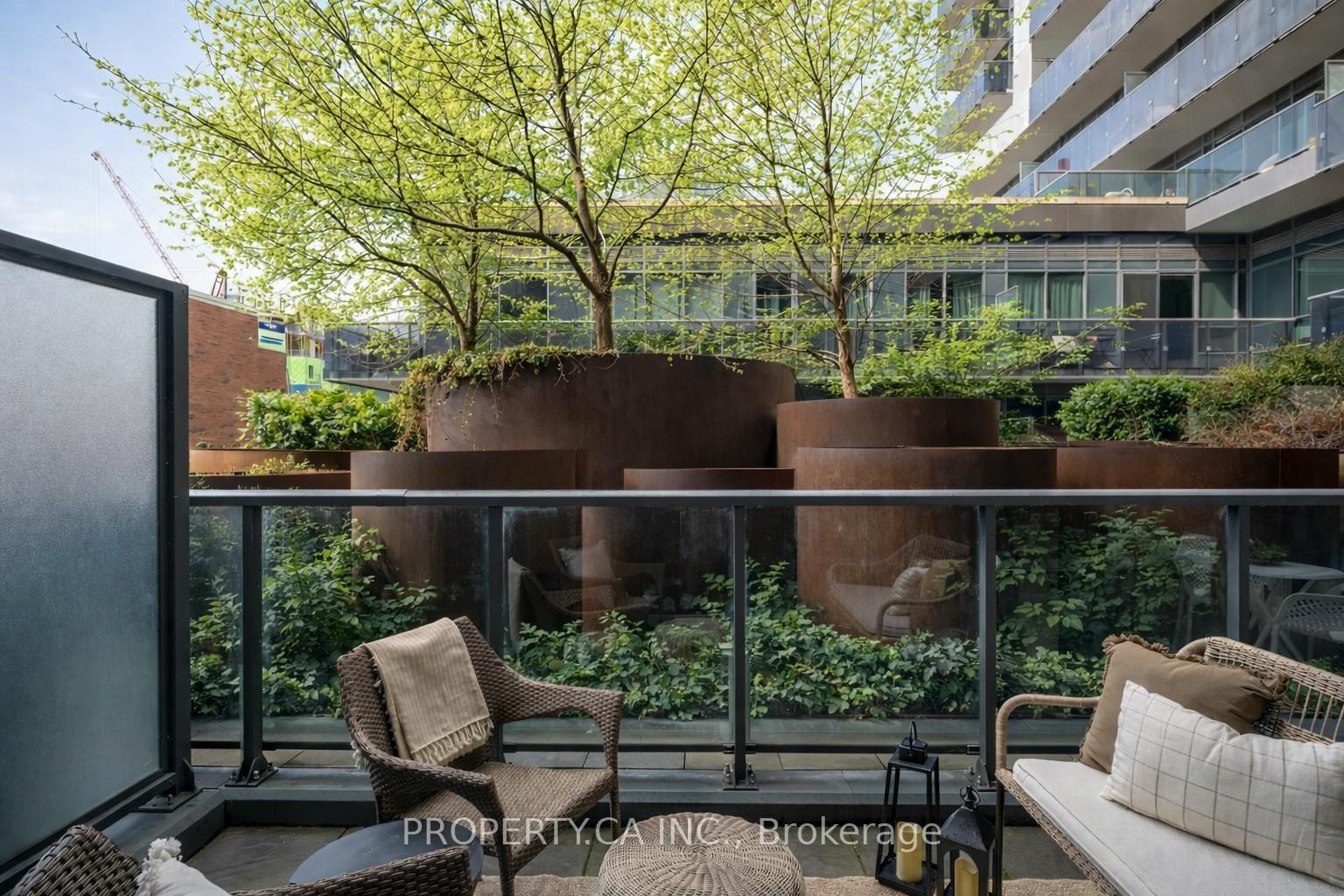 1030 King Street W 344