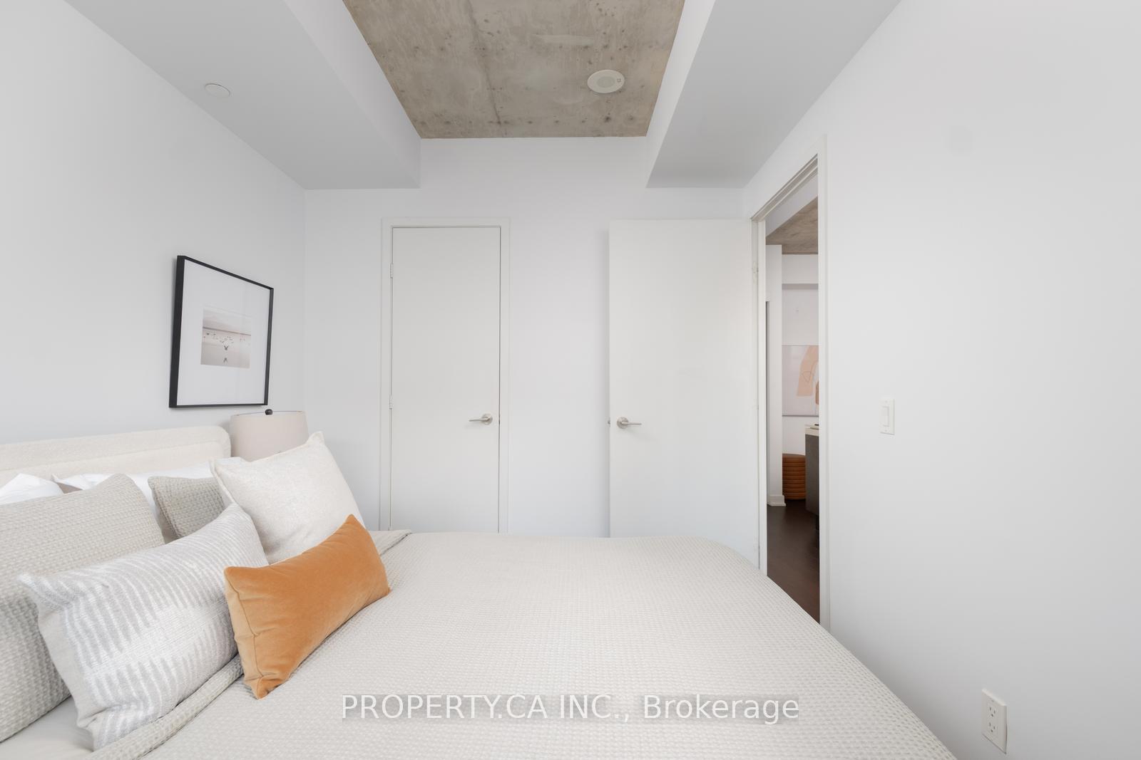 1030 King Street W 344