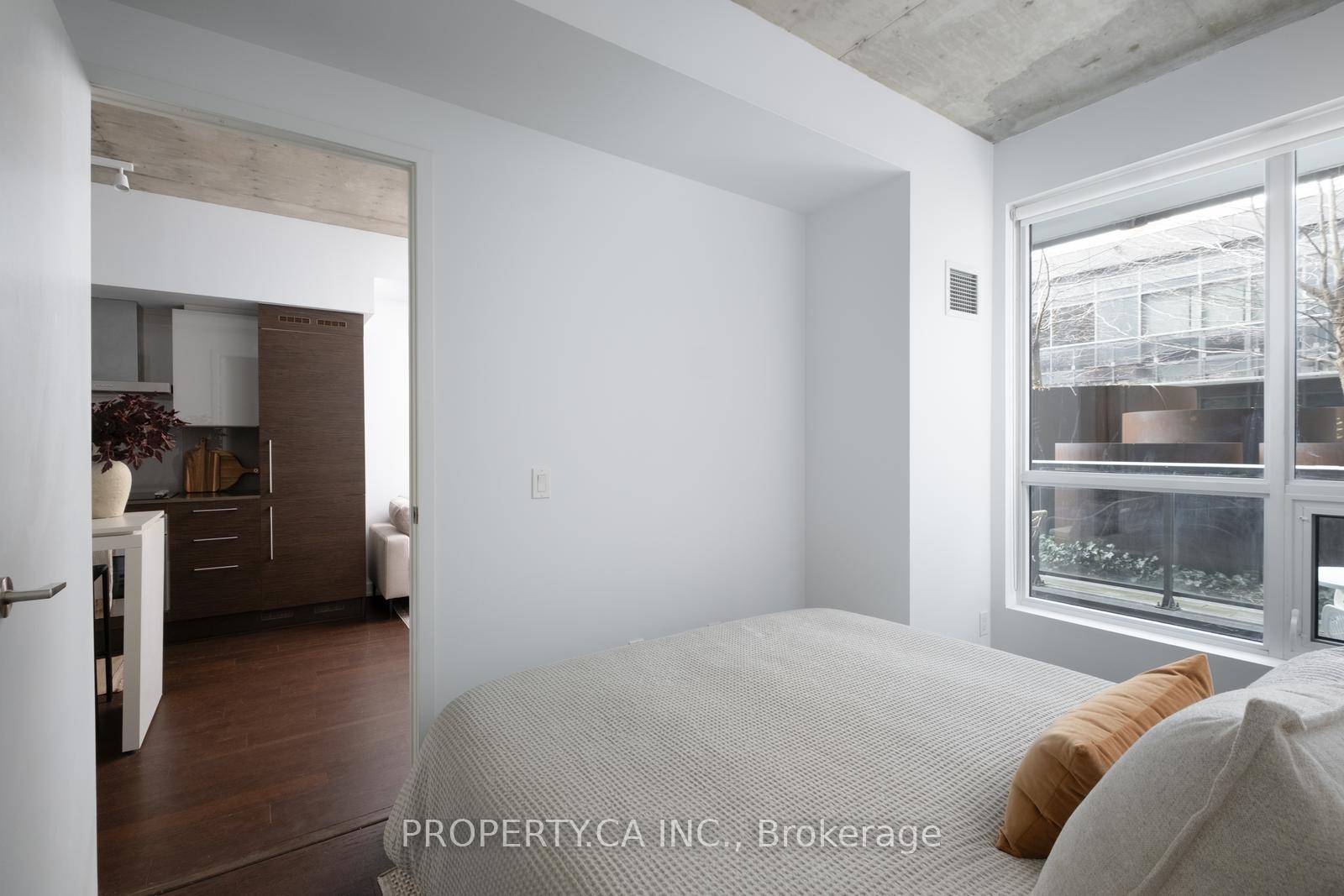 1030 King Street W 344
