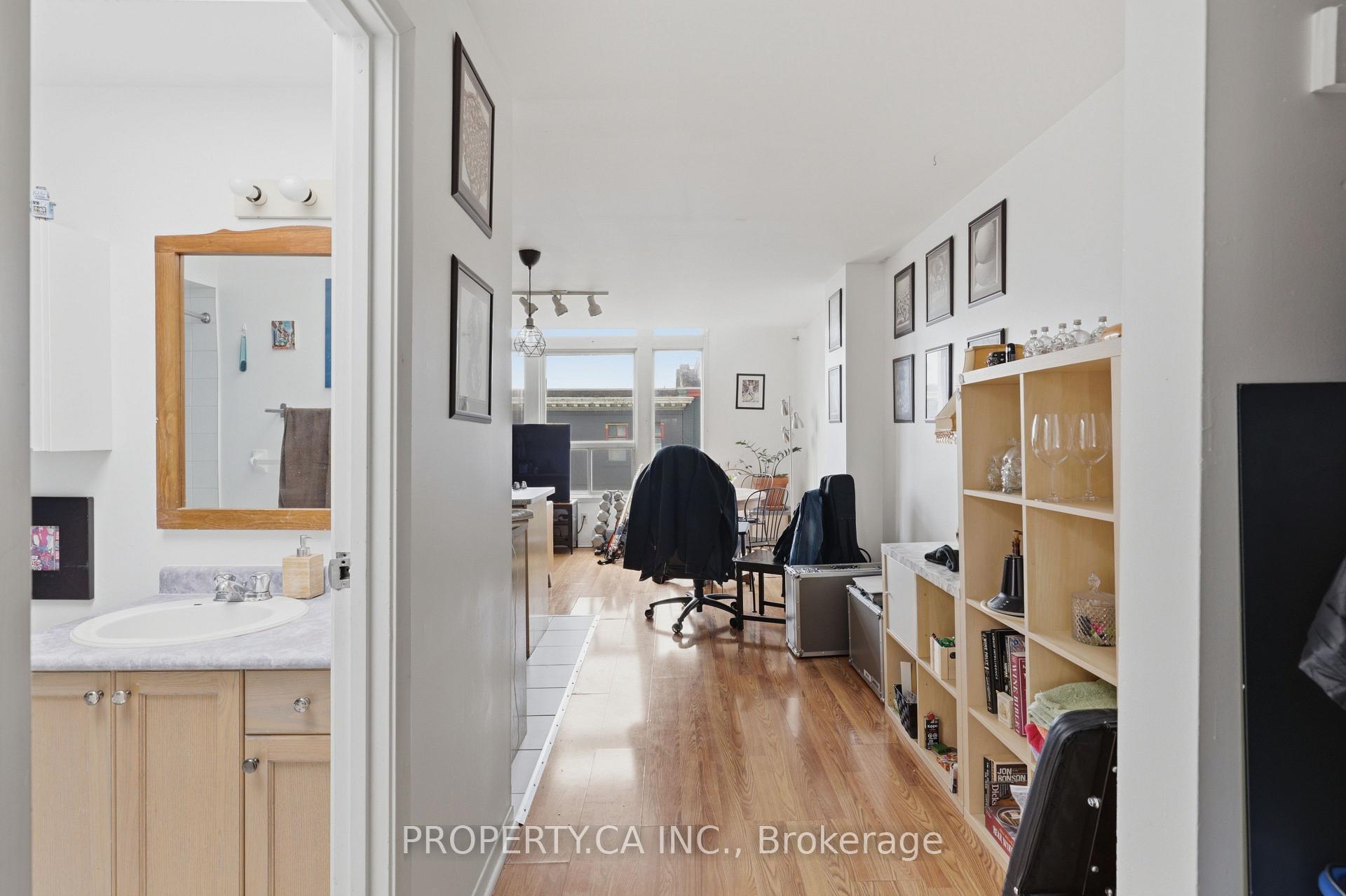 520 Bloor Street W 3 Floor