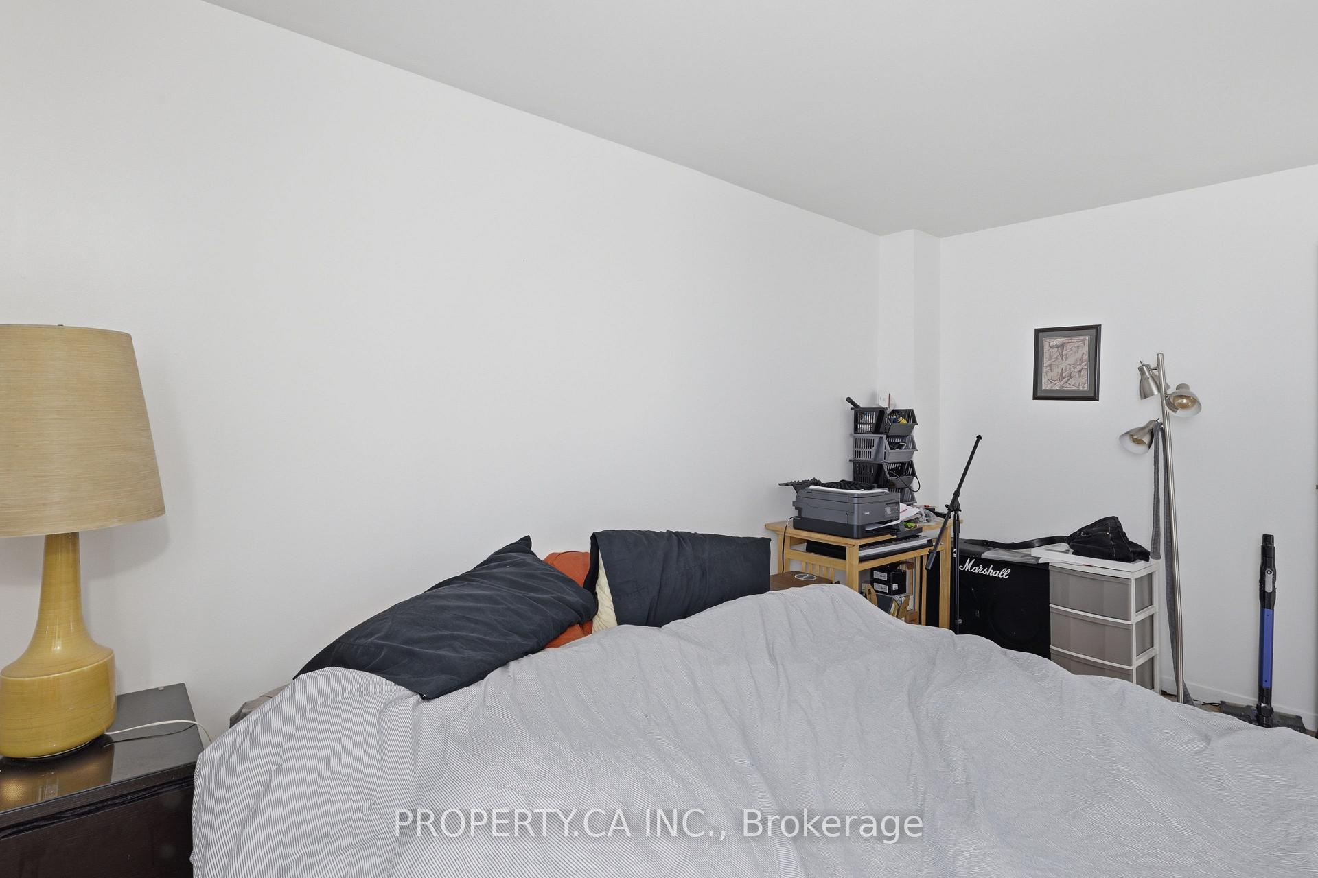 520 Bloor Street W 3 Floor