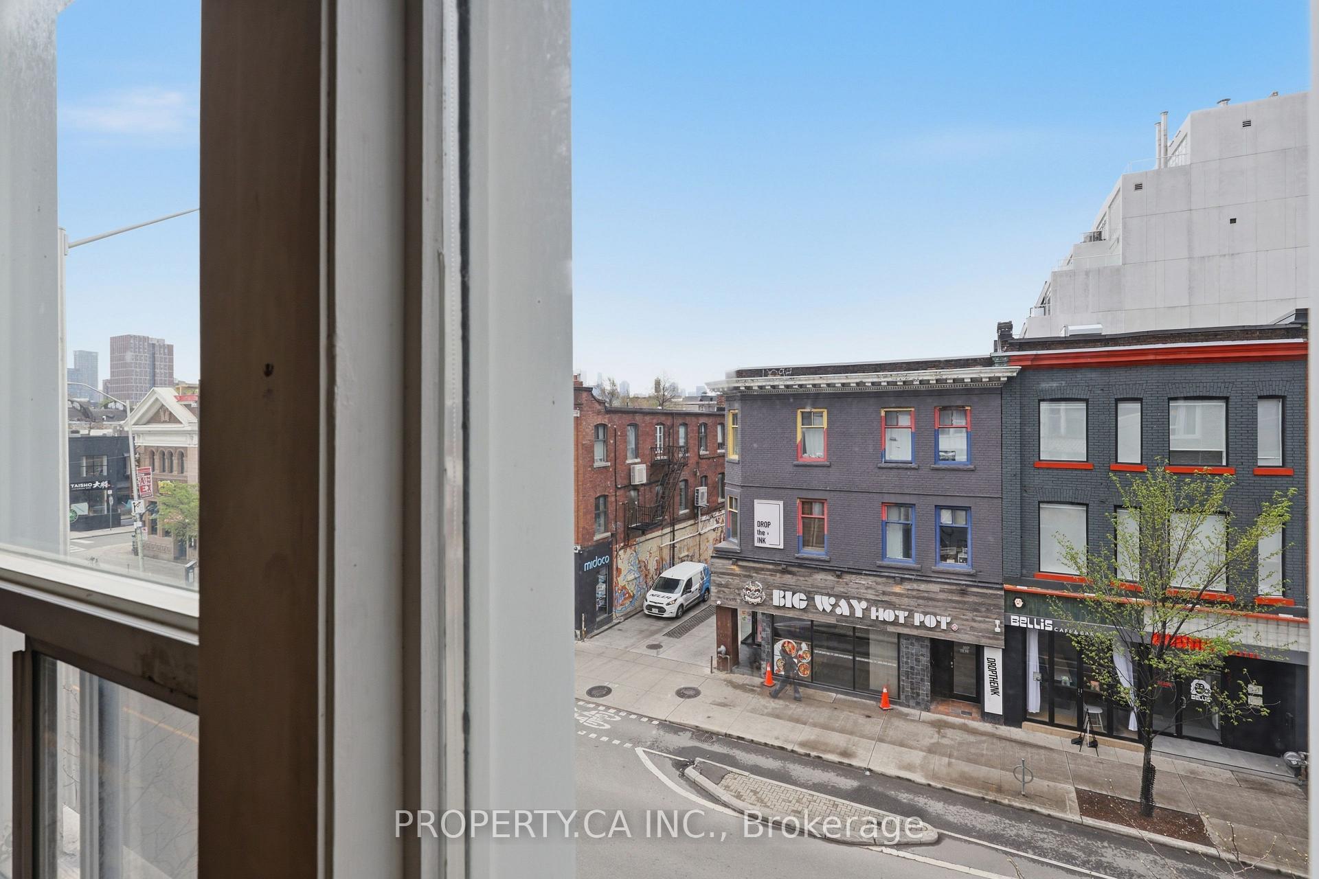 520 Bloor Street W 3 Floor