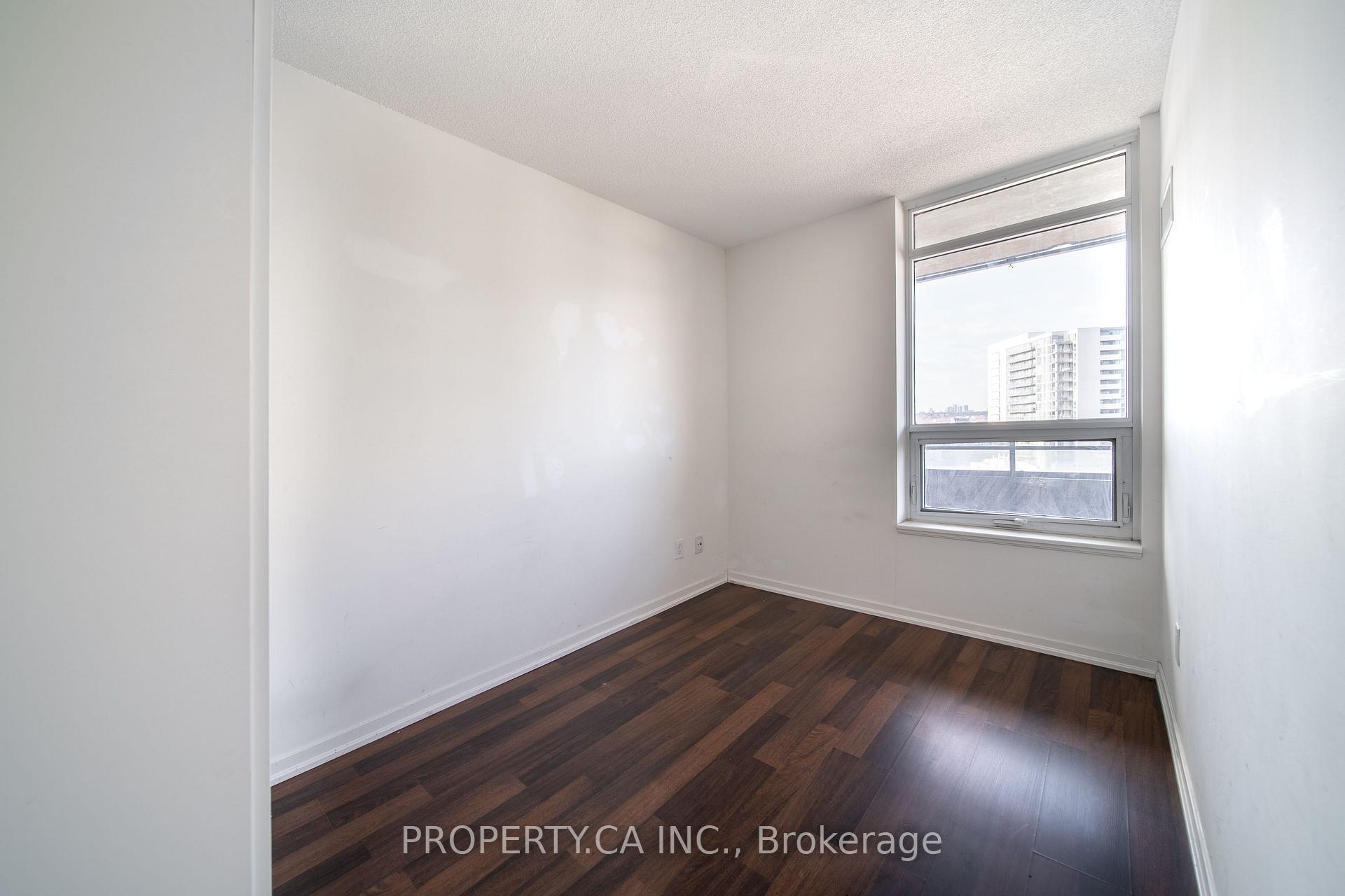 38 Joe Shuster Way 1320