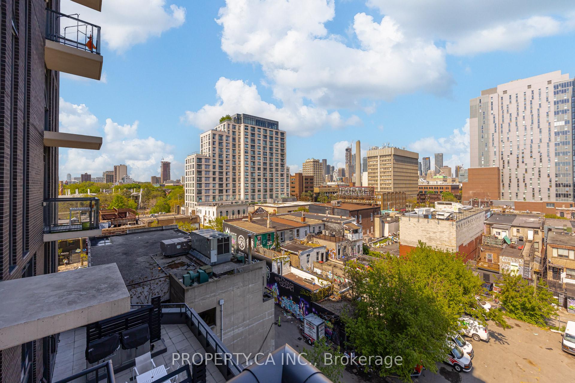 297 College Street 707